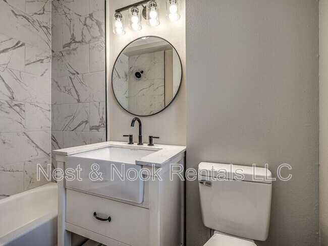 Building Photo - 5966 E 36th St