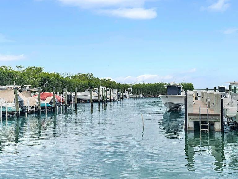 Building Photo - 98202 Windward Ave