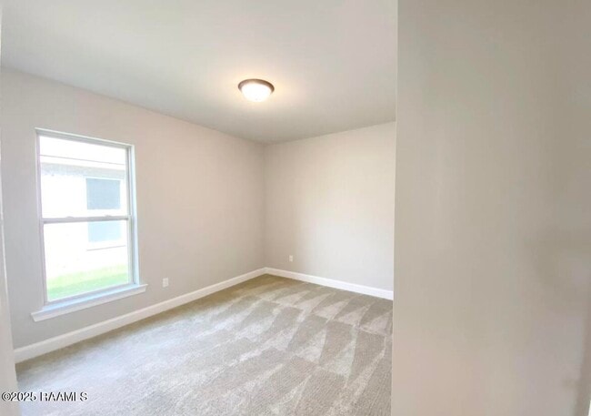 Building Photo - 315 Berg Ct