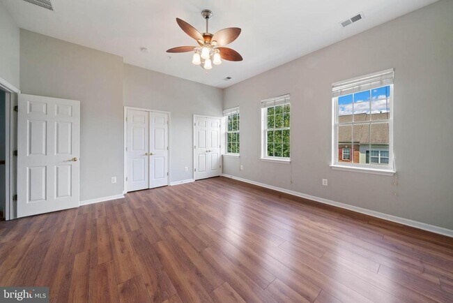 Building Photo - 3616 Sprigg St S