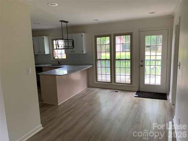 Building Photo - 16518 Greenfarm Rd