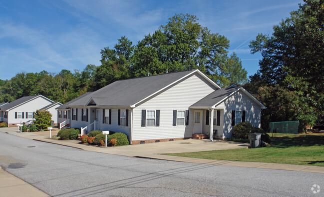 Building Photo - Paris Creek