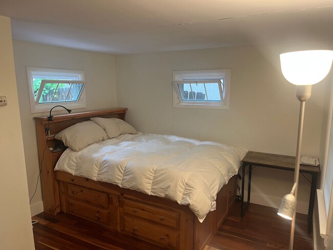 Building Photo - Sunny 3BR in Prime Newlands Neighborhood in North Boulder