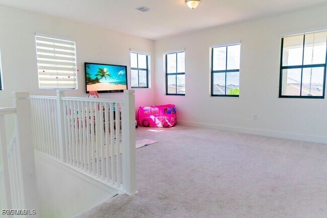 Building Photo - 5040 Frattina St.