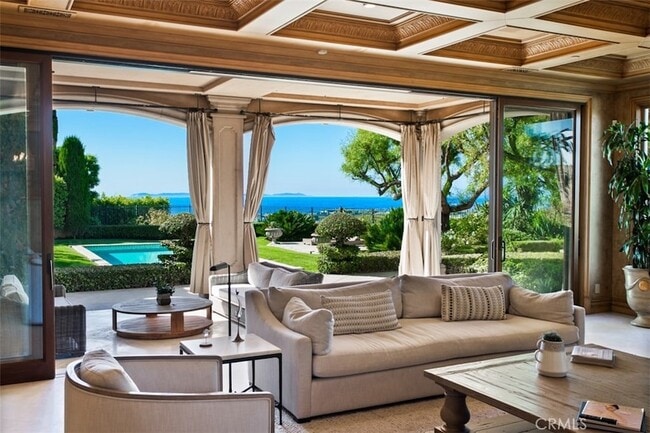 Building Photo - 1 Rim Ridge