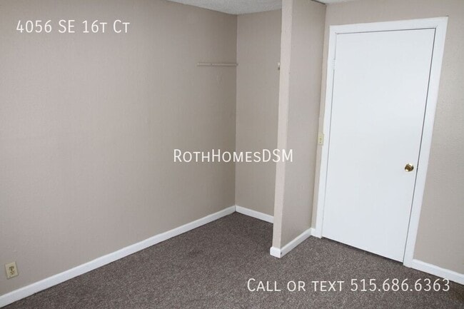 Building Photo - 4056 SE 16th Ct
