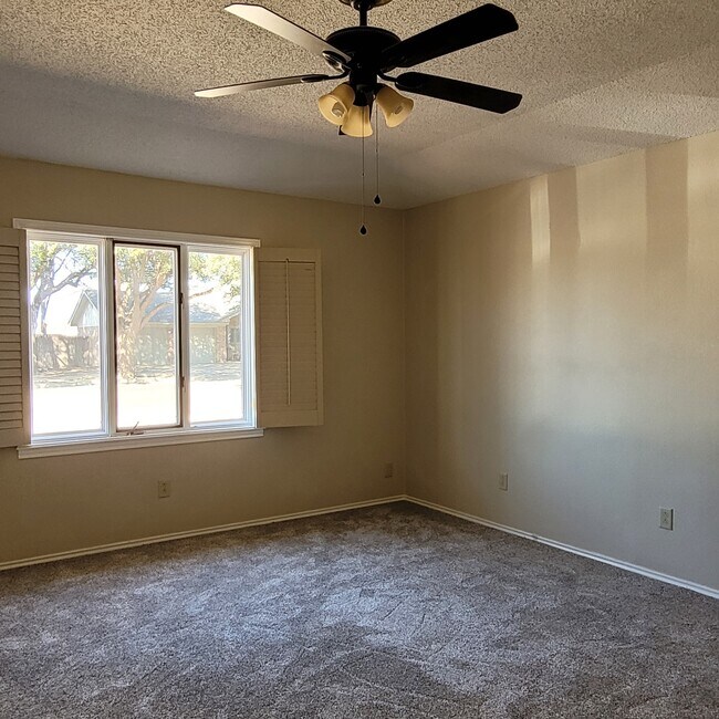 Master Bedroom - 3425 74th St