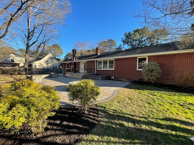 Building Photo - Call Amanda Tate at (757)289-6810 for more information