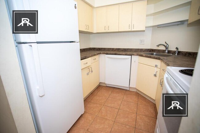 Building Photo - 2 bedroom in Brookline MA 02446