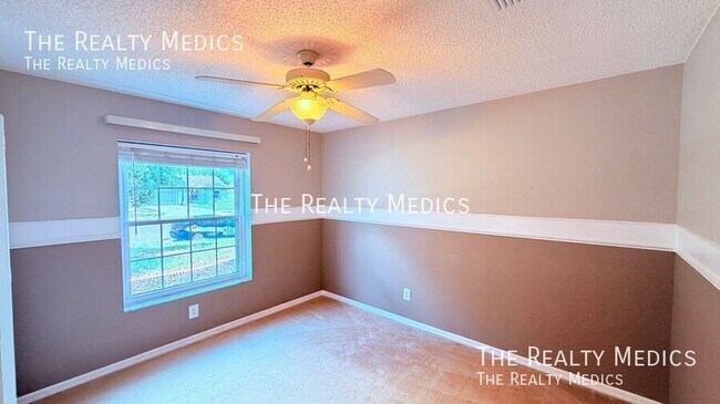 Building Photo - 2850 Bolton Bend