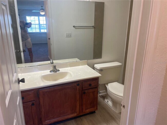 Building Photo - 3210 Clubside Dr