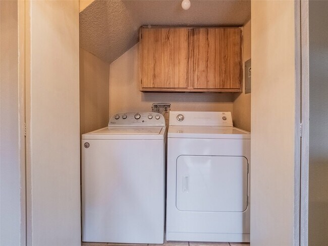 Building Photo - 1500 Bay Area Blvd