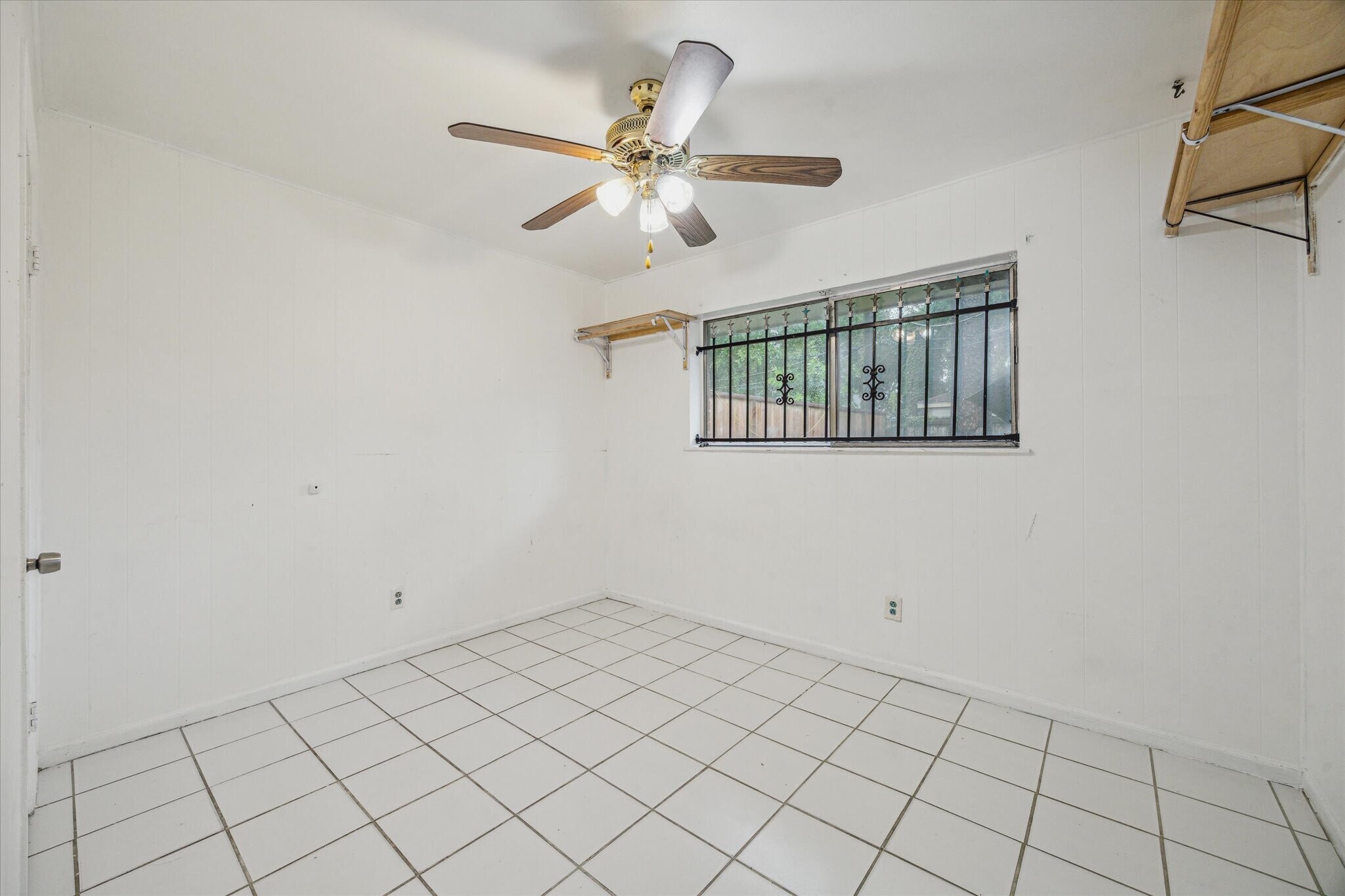 Building Photo - 538 Glenvale Dr