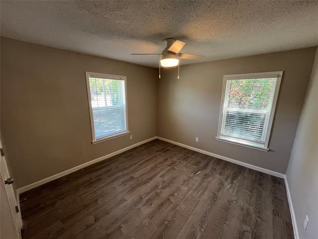 Building Photo - 12904 Mitchell Dr