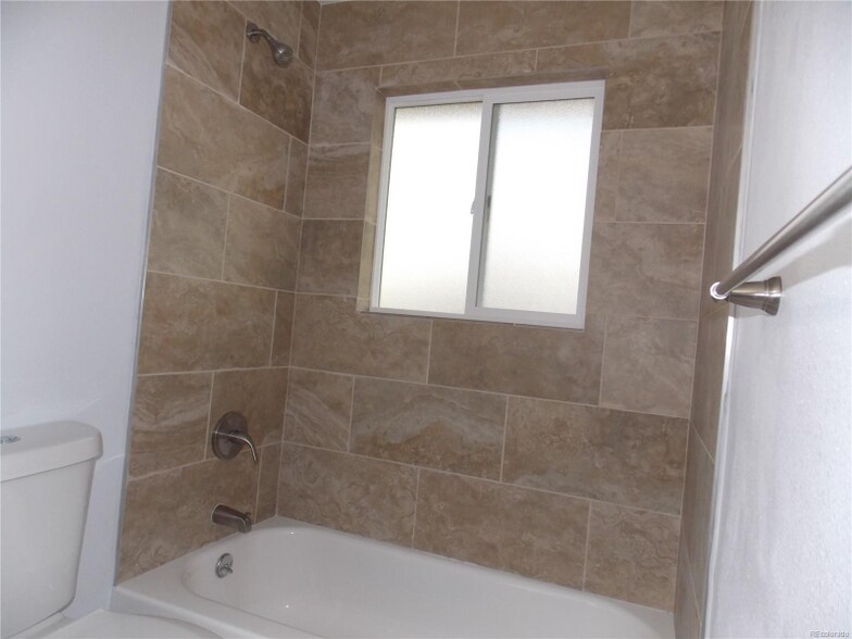 Building Photo - 3618 E 91st Ave