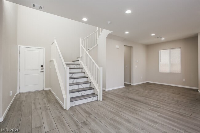 Building Photo - 2936 Sunday Silence Rd