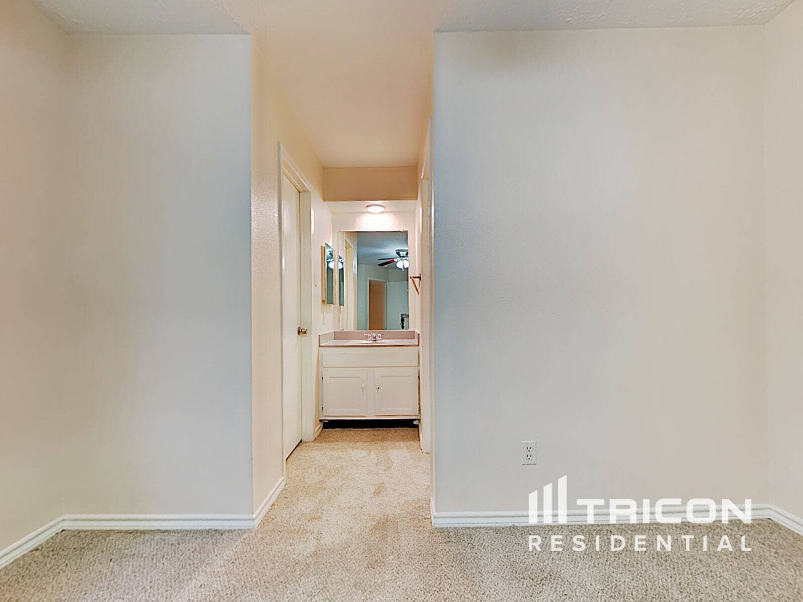 Building Photo - 5907 Misty Meadow St