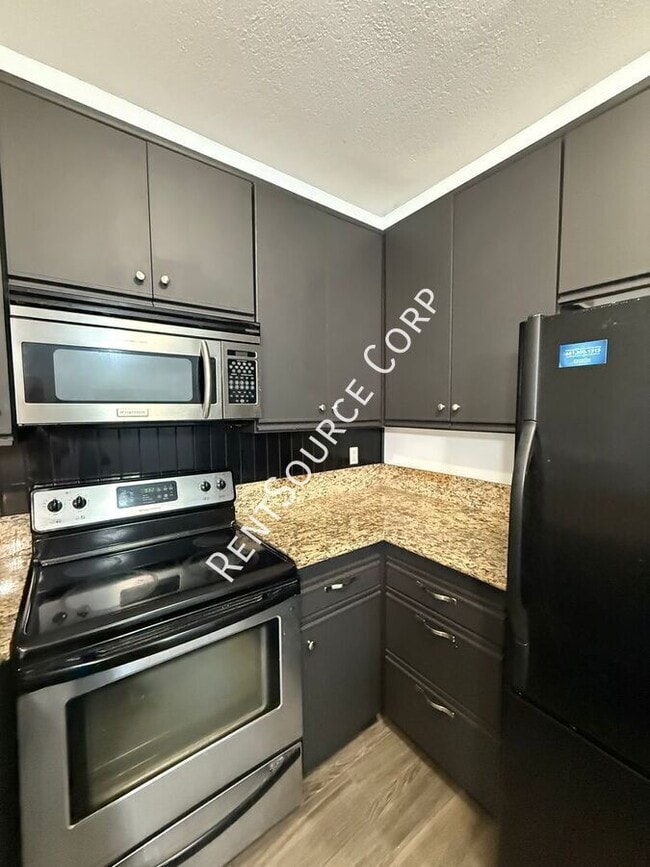 Building Photo - 27616 Susan Beth Way