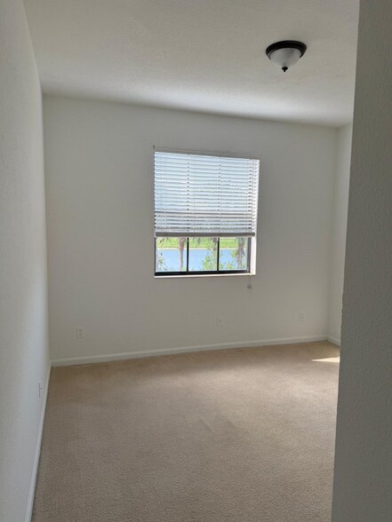 Building Photo - 1509 Portofino Meadows Blvd