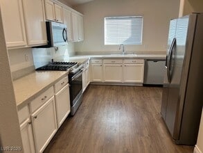 Building Photo - 3254 Dragoon Springs St