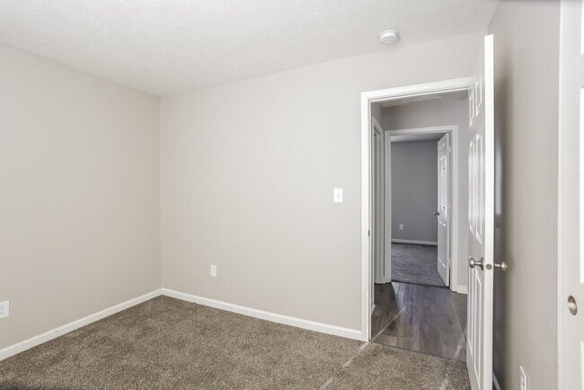 Building Photo - 5314 Claybrooke Dr