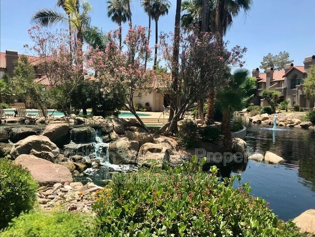 Building Photo - 10015 E Mountain View Rd