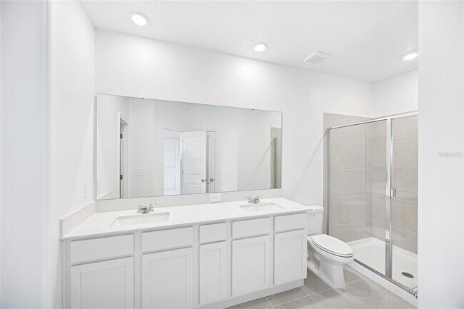 Building Photo - 3007 Maloof Dr