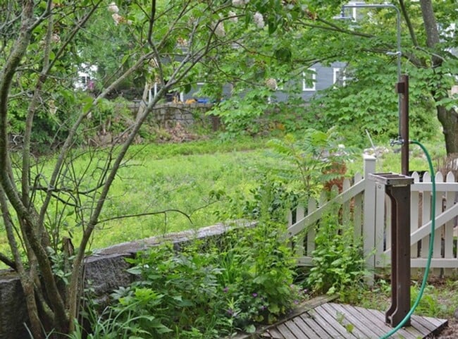 Building Photo - WINTER RENTAL: Captain John Butman House