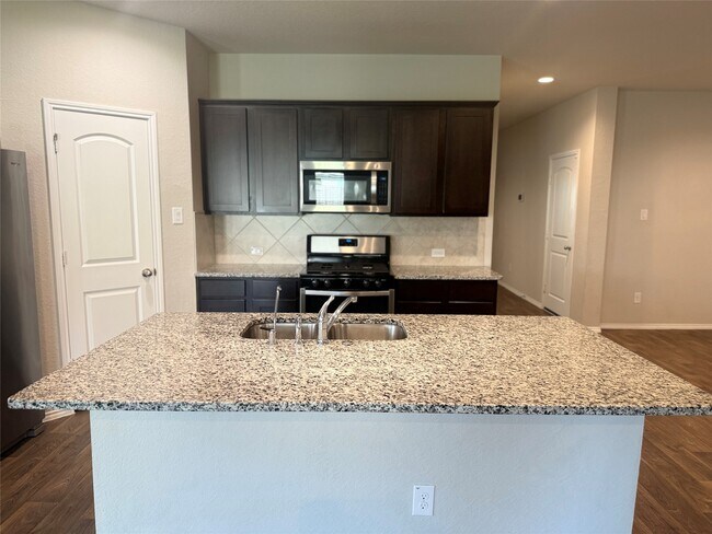 Building Photo - 15310 Dinnet Berm Dr