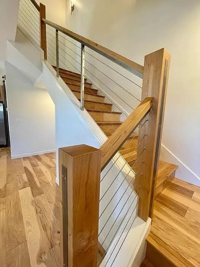 Building Photo - Two Bedroom Duplex | Available Early June