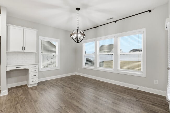 Building Photo - 107 Salmon Ln