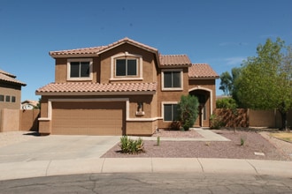 Building Photo - 662 W Crane Ct