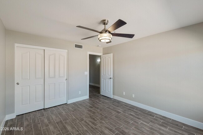 Building Photo - 9295 E Rockwood Dr