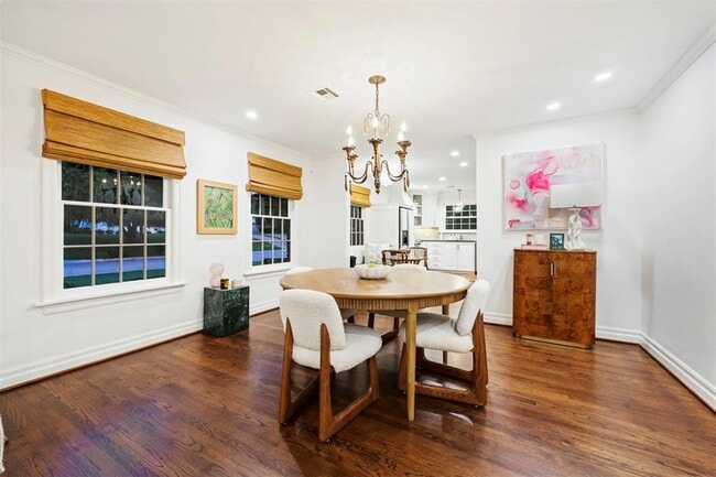 Building Photo - 1125 Park Manor Dr