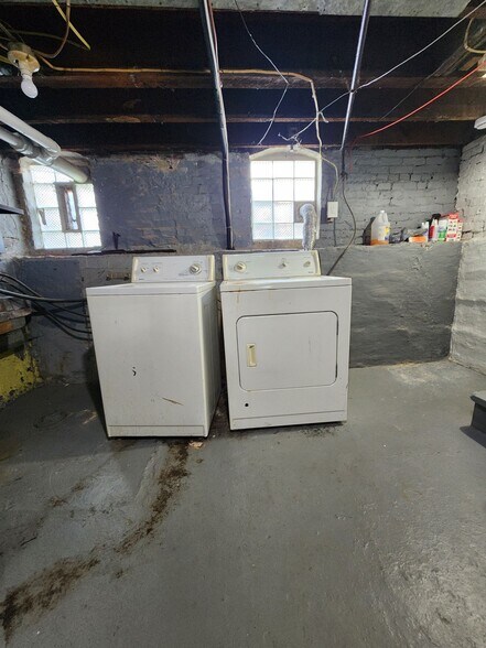 Building Photo - 4243 Dunkeld Way