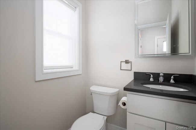 Building Photo - 91 Rockwell St