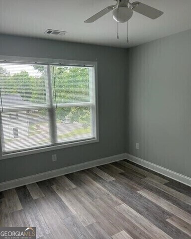 Building Photo - 4705 Chariot Dr