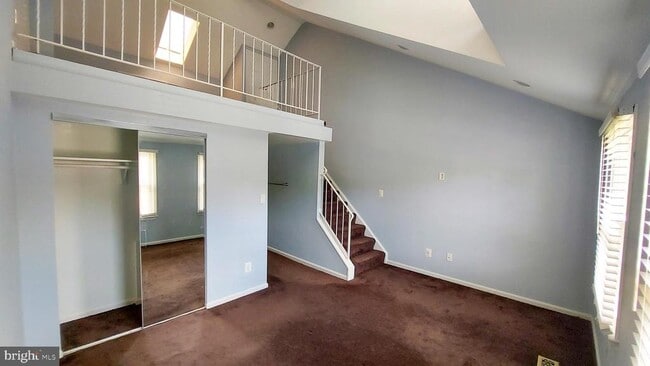 Building Photo - 8709 Ravenglass Way
