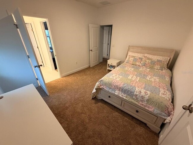 Building Photo - 1656 Pyramid Hl St