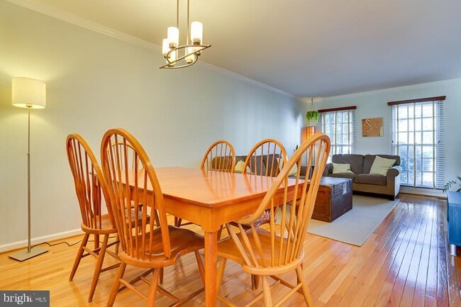 Building Photo - 12867 Mill House Ct