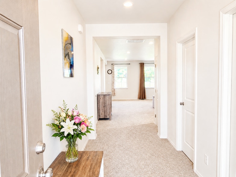 Entrance - 8295 Diamond Point Cir NE