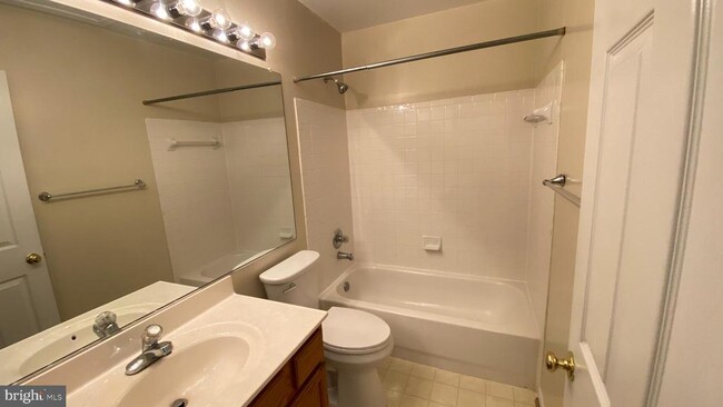 Building Photo - 8231 Ramseur Pl