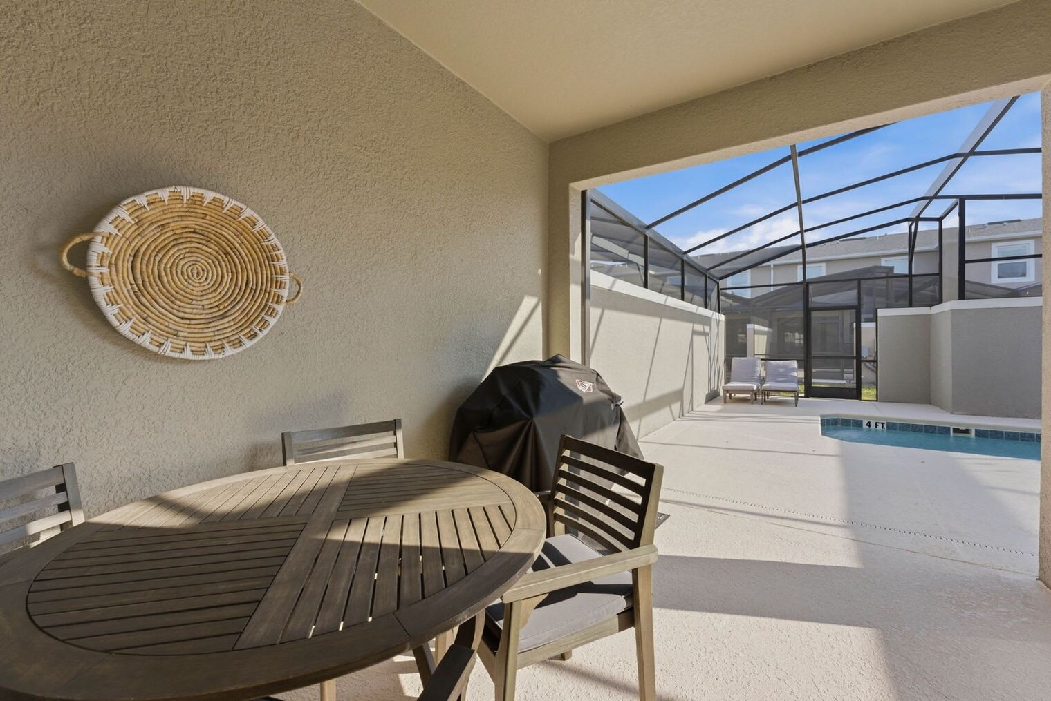 Building Photo - 4224 Paragraph Dr