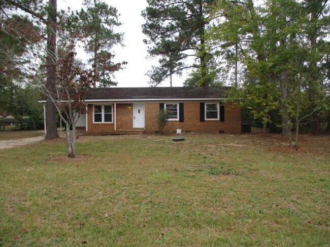Primary Photo - 6430 Waldos Beach Road~Fayetteville NC 28306