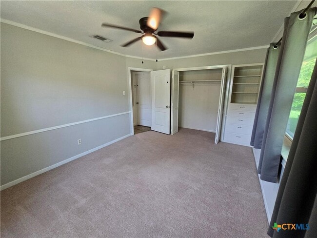 Building Photo - 205 E Cherokee Dr