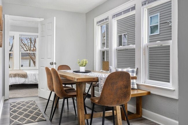 Building Photo - 975 Heyl Ave