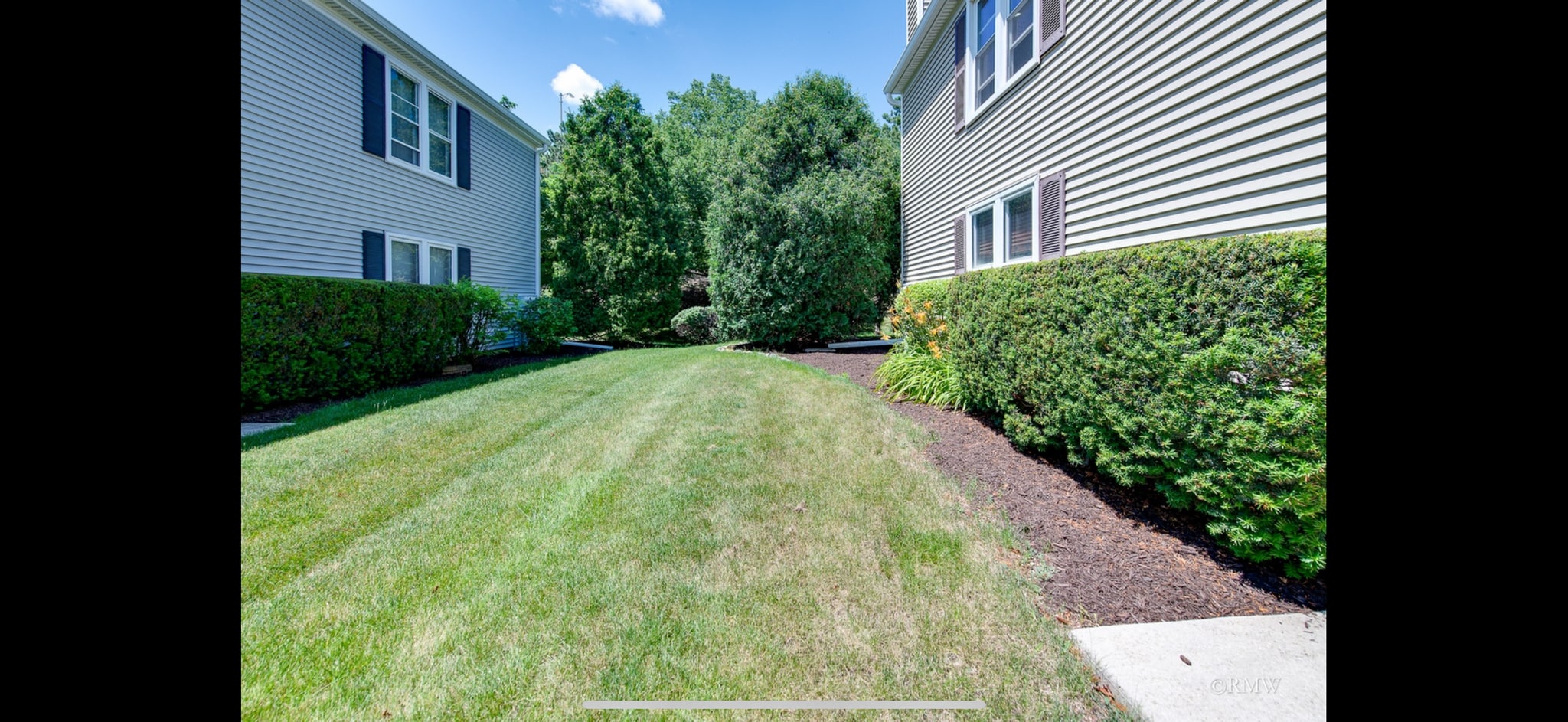 Building Photo - 1869 Pebble Beach Cir