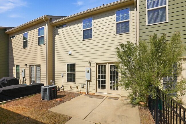 Building Photo - 3047 Potomac River Pkwy