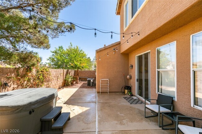 Building Photo - 5928 Attavilla Dr