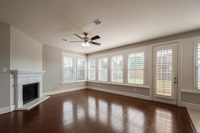 Building Photo - 11223 Switchgrass Ln